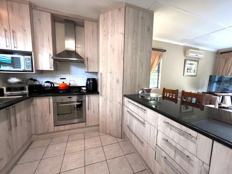 2 Bedroom Property for Sale in Abbotsford Eastern Cape